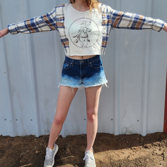 Cowboy Cropped Flannel Rework - Picture 4 of 6